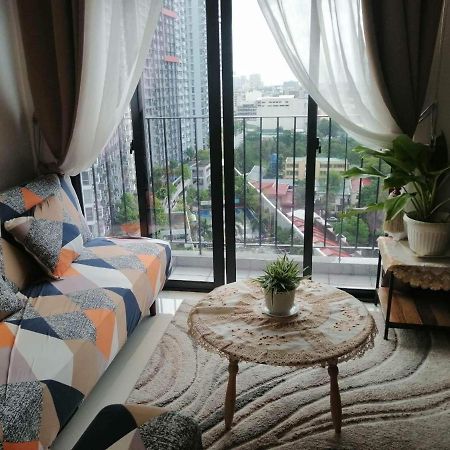 2 Bedroom Portovita Tower 12-A Manila Exterior foto